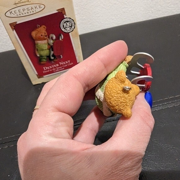 Set Snow Cub Club Hallmark Ornaments Teddy Bear Dexter Next & Gracie Skates 2002 - Picture 3 of 11